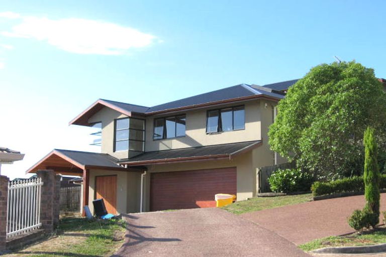 Photo of property in 47 Calypso Way, Unsworth Heights, Auckland, 0632