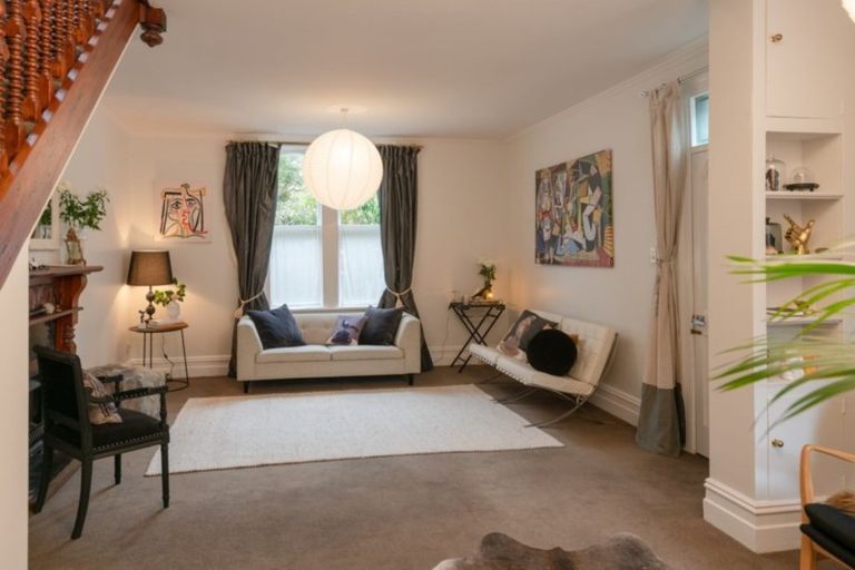 Photo of property in 8 Saint Mary Street, Thorndon, Wellington, 6011