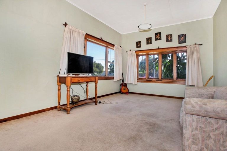 Photo of property in 16 Albert Street, Te Hapara, Gisborne, 4010