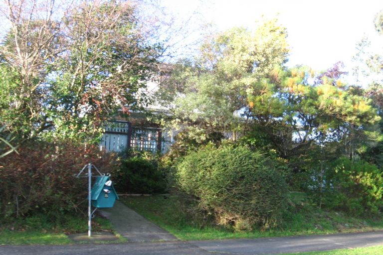 Photo of property in 5 Dunk Place, Milson, Palmerston North, 4414