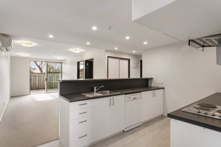 Photo of property in 8/14 Brougham Street, Addington, Christchurch, 8024