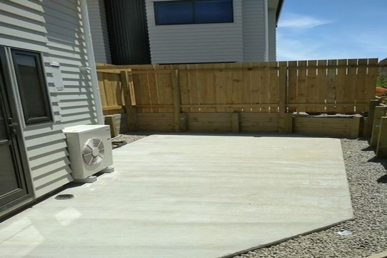 Photo of property in 37 Rothwell Street, Titahi Bay, Porirua, 5022
