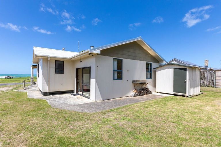 Photo of property in 54 Akitio Esplanade, Akitio, Pongaroa, 4991