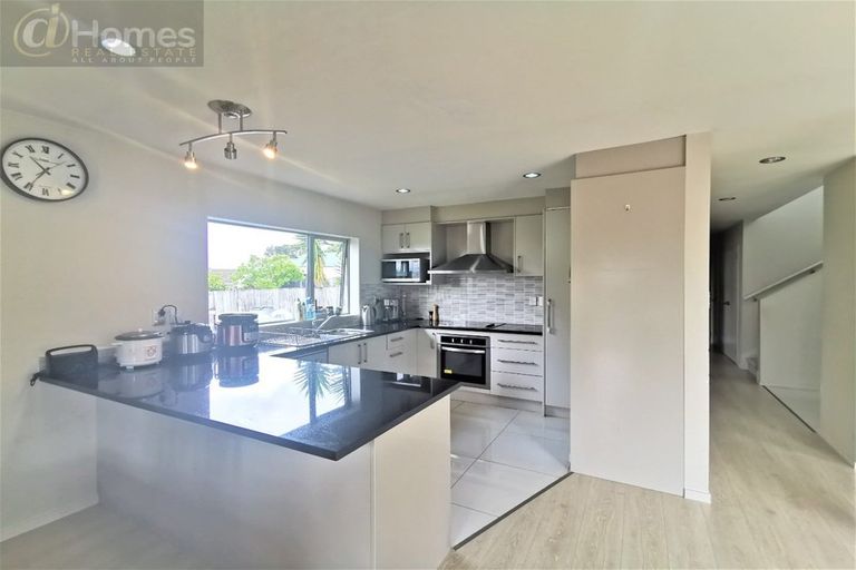Photo of property in 201a Don Buck Road, Massey, Auckland, 0614