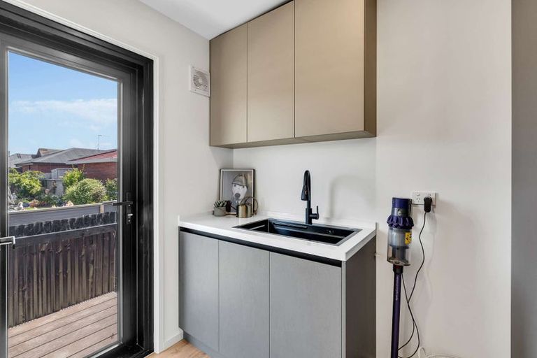 Photo of property in 37 Jenkin Street, Strathern, Invercargill, 9812