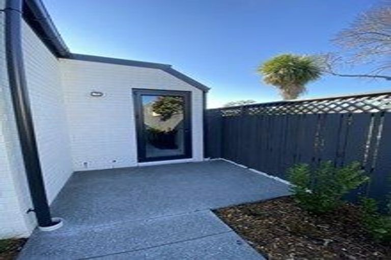 Photo of property in 6/221 Peterborough Street, Christchurch Central, Christchurch, 8013