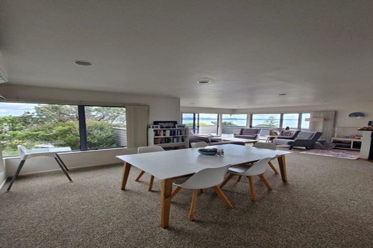 Photo of property in 42b Duncansby Road, Stanmore Bay, Whangaparaoa, 0932