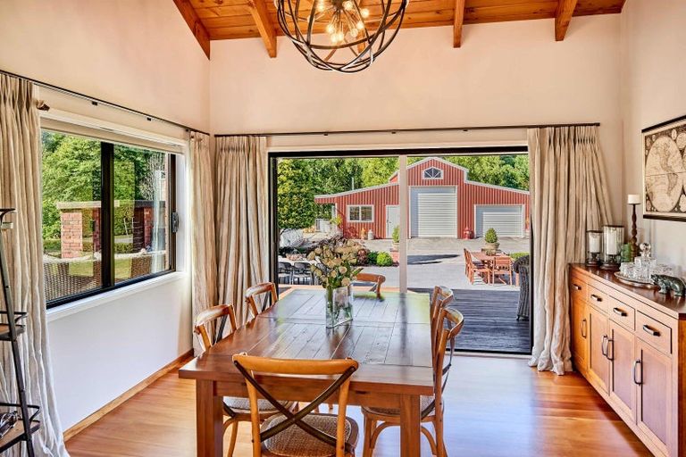 Photo of property in 262b Katherine Mansfield Drive, Whitemans Valley, Upper Hutt, 5371
