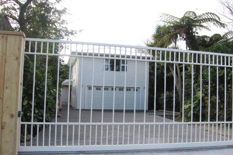 Photo of property in 75 Waterloo Road, Hutt Central, Lower Hutt, 5010