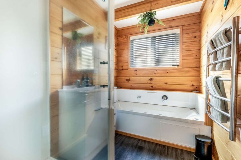 Photo of property in 387a Te Ngae Road, Owhata, Rotorua, 3010