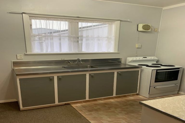 Photo of property in 96a Naenae Road, Naenae, Lower Hutt, 5011