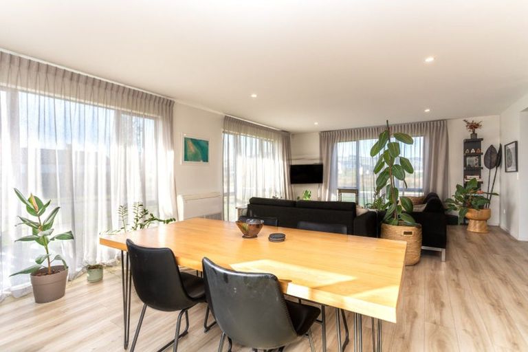 Photo of property in 9 Dunning Way, Halswell, Christchurch, 8025