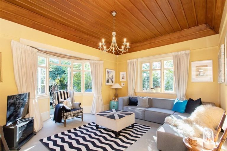 Photo of property in 12 Stratford Street, Merivale, Christchurch, 8014