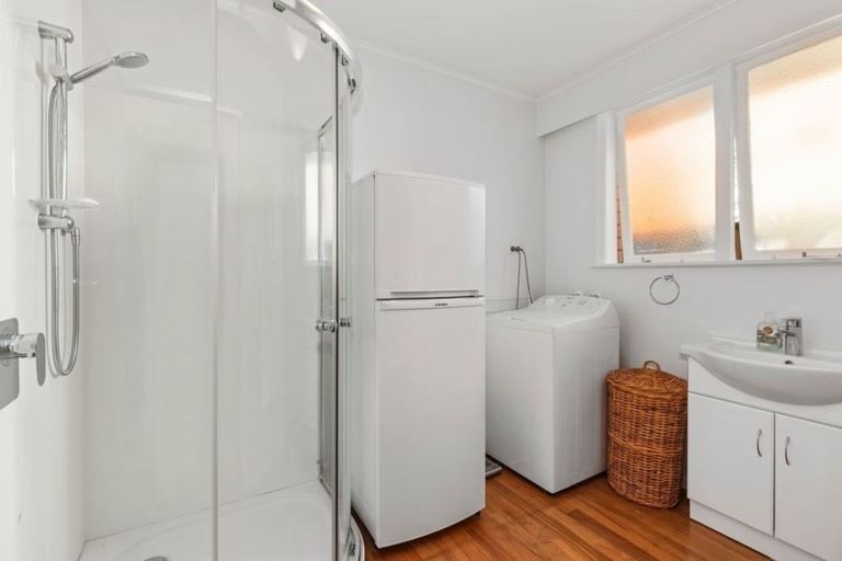 Photo of property in 3/260 Muritai Road, Eastbourne, Lower Hutt, 5013