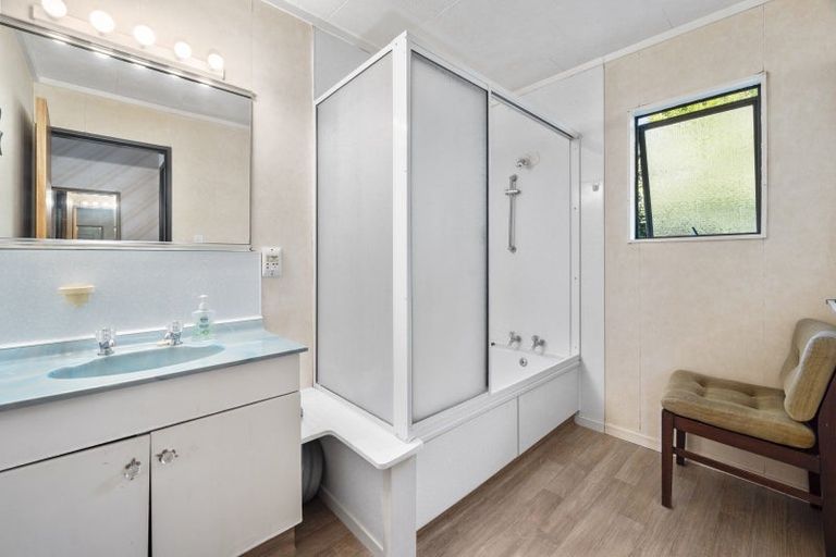 Photo of property in 30 Hammersmith Street, Richmond Heights, Taupo, 3330