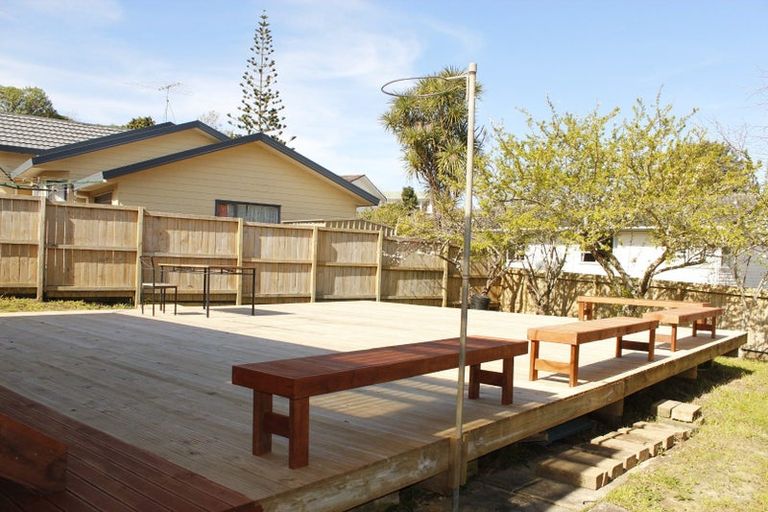 Photo of property in 13 Juniper Road, Sunnynook, Auckland, 0620