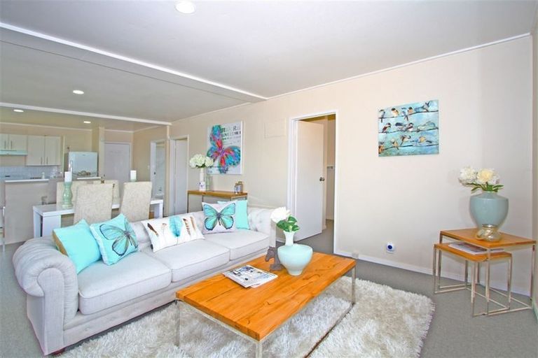 Photo of property in 80 Nile Road, Milford, Auckland, 0620