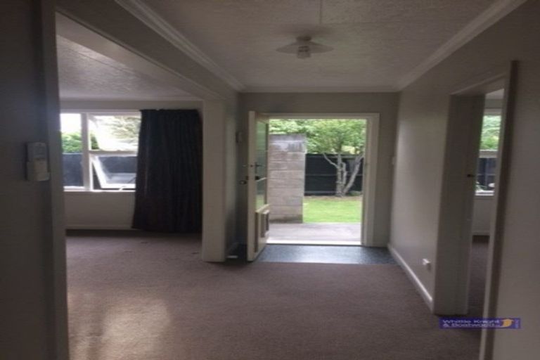Photo of property in 112a Totara Street, Riccarton, Christchurch, 8041