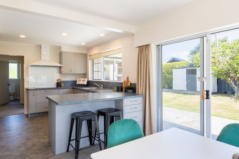 Photo of property in 34b Kapanui Road, Waikanae, 5036