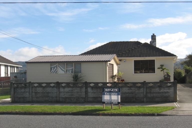 Photo of property in 15 Fleet Street, Naenae, Lower Hutt, 5011
