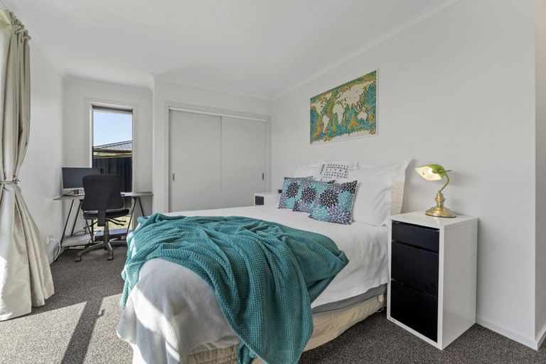 Photo of property in 16 Magnetic Place, Cromwell, 9310