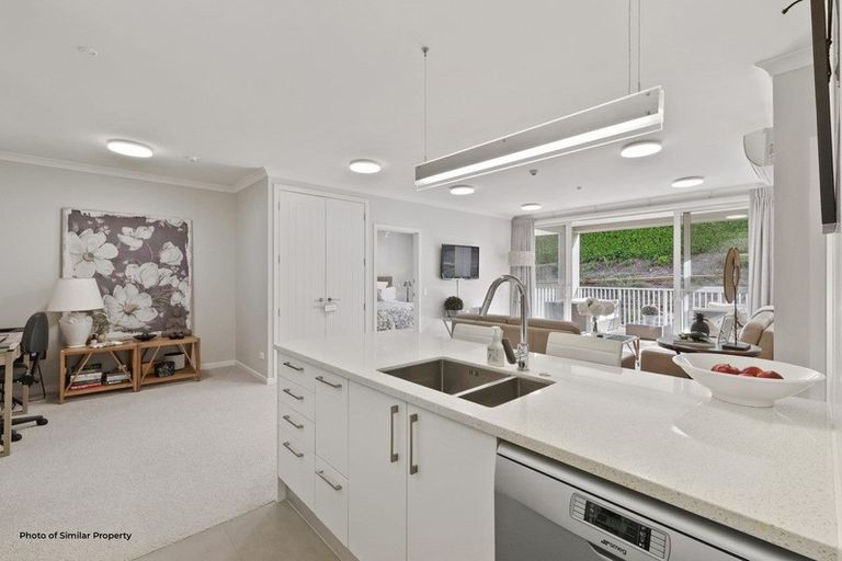 Photo of property in 34 Rewa Rewa Lane, Orewa, 0931