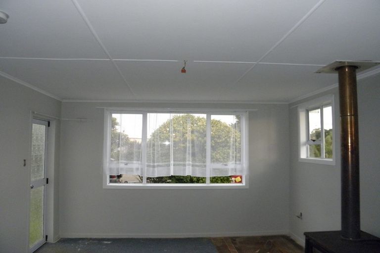 Photo of property in 6 Carlyle Street, Tuatapere, 9620