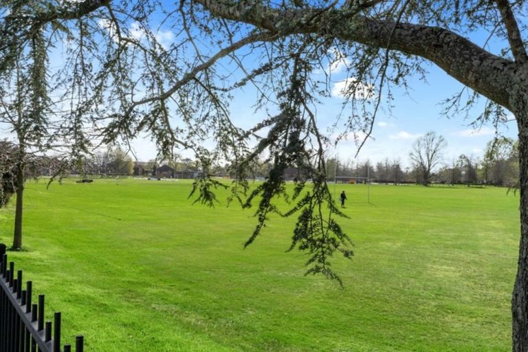 Photo of property in 43b Hukanui Road, Fairfield, Hamilton, 3214