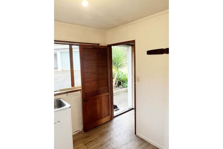 Photo of property in 19 Spur Road, Stillwater, Silverdale, 0993