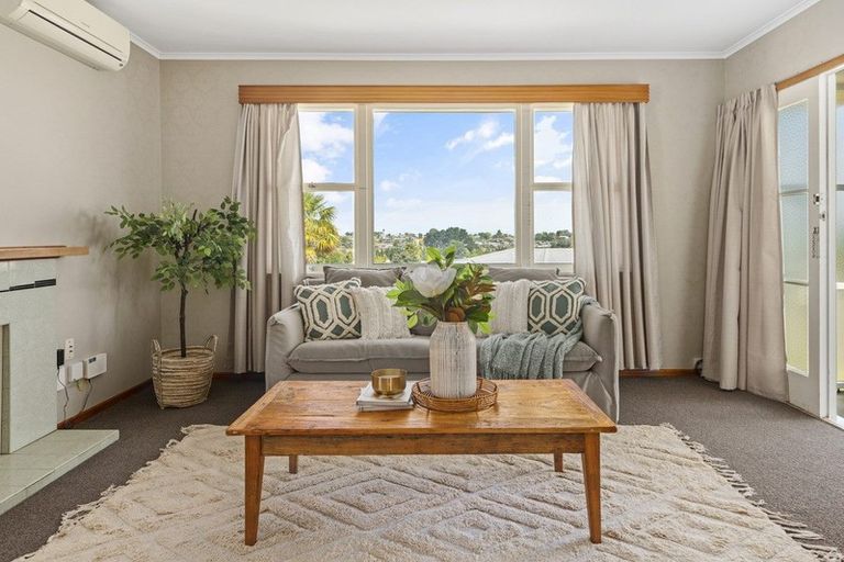 Photo of property in 4 Regent Street, Brookfield, Tauranga, 3110