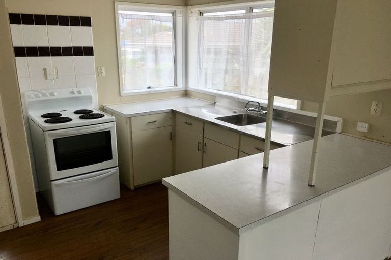 Photo of property in 1/29 Lane Road, Weymouth, Auckland, 2103