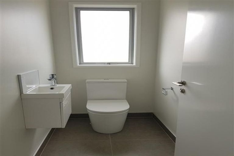 Photo of property in 8 Muirhill Place, Pokeno, 2402