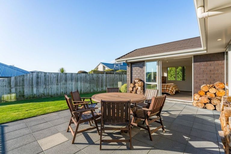 Photo of property in 11 Waianiwa Dell, Wharewaka, Taupo, 3330