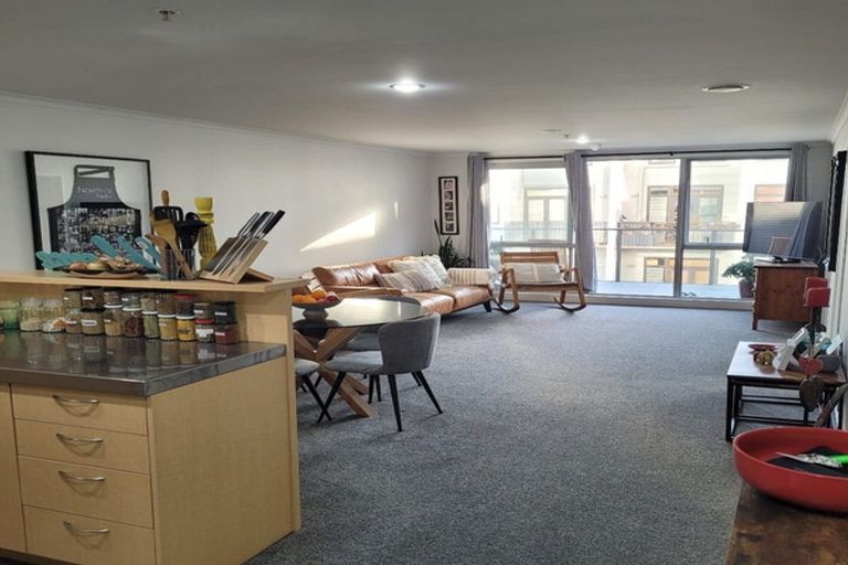 Photo of property in 2c/20 Charlotte Street, Eden Terrace, Auckland, 1021