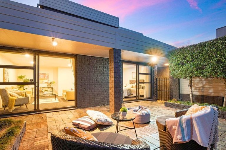 Photo of property in 1/16 Oleander, Farm Cove, Auckland, 2012