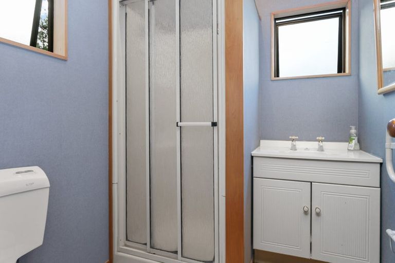 Photo of property in 161 Shaw Road, Oratia, Auckland, 0604