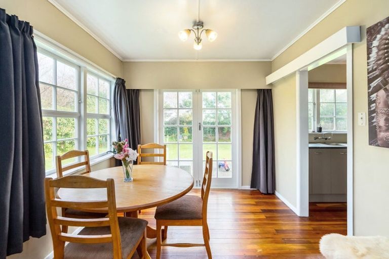 Photo of property in 9 Farrier Grove, Featherston, 5710