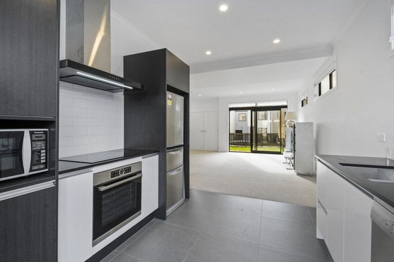 Photo of property in 11 Frank Gill Road, Hobsonville, Auckland, 0616