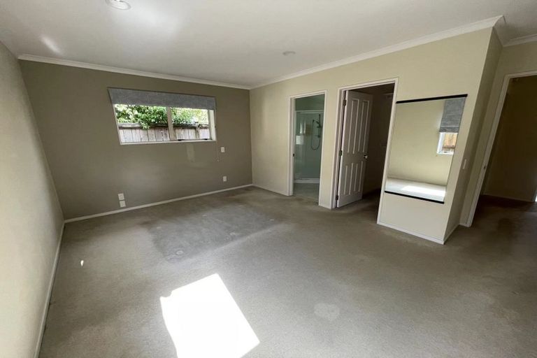 Photo of property in 47 Corta Bella Place, Golflands, Auckland, 2013