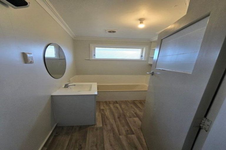 Photo of property in 8 Clark Street, Levin, 5510