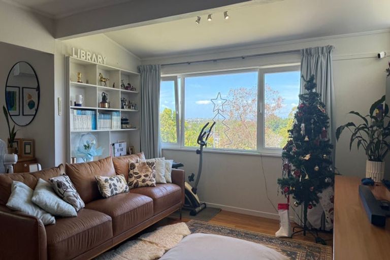 Photo of property in 108 Mountbatten Avenue, Hillcrest, Auckland, 0627