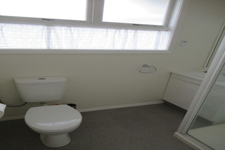 Photo of property in 25 Percy Cameron Street, Avalon, Lower Hutt, 5011