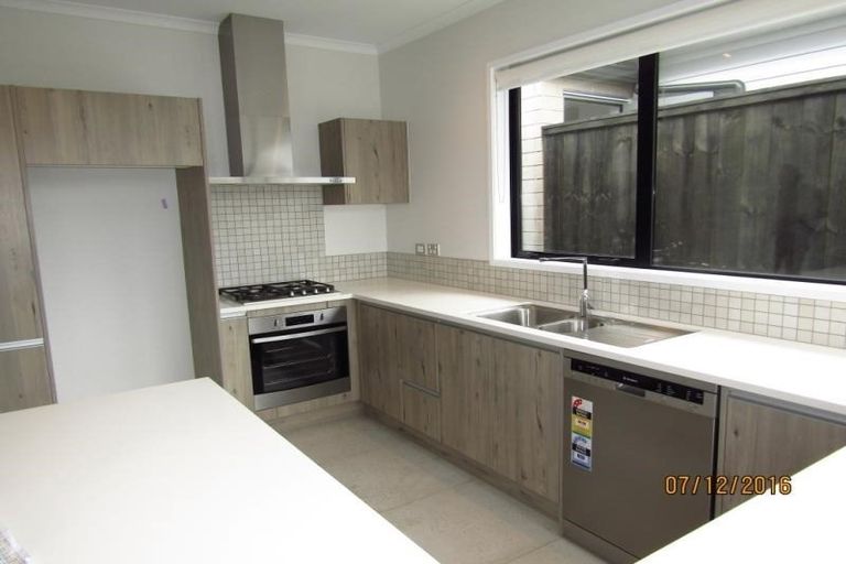 Photo of property in 12 Poaka Road, Hobsonville, Auckland, 0616