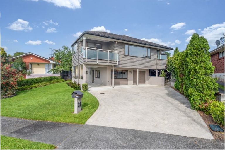 Photo of property in 21 Olena Avenue, Sunnyhills, Auckland, 2010
