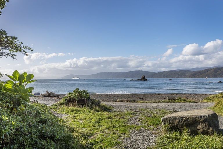 Photo of property in 19 Steeple Lane, Seatoun, Wellington, 6022