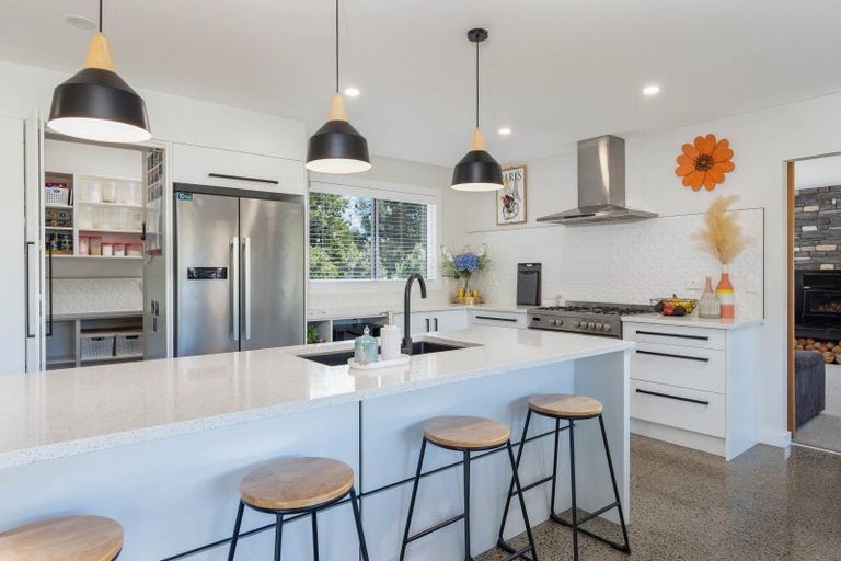 Photo of property in 65 Dalmore Way, Acacia Bay, Taupo, 3385