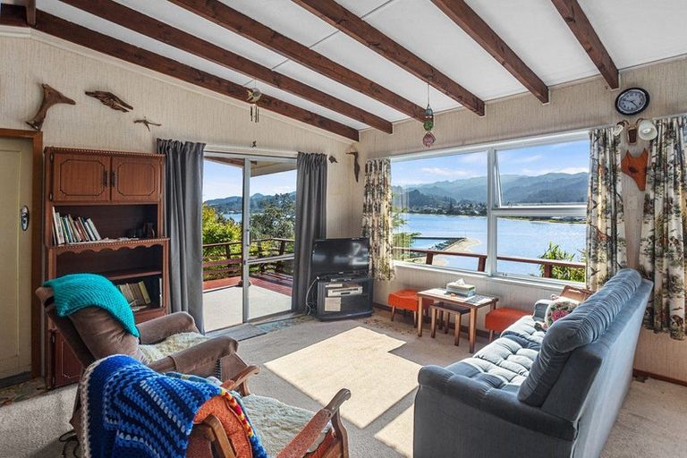 Photo of property in 118 Paku Drive, Tairua, 3508