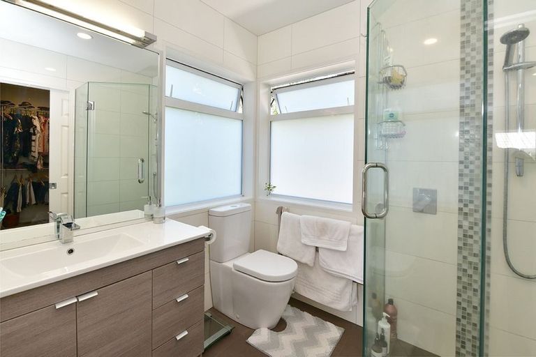 Photo of property in 20 Whale Cove, Stanmore Bay, Whangaparaoa, 0932