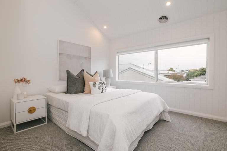 Photo of property in 15 Ihaka Street, Hokowhitu, Palmerston North, 4410