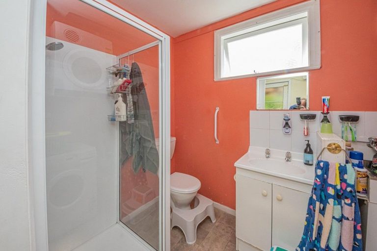 Photo of property in 12a Hokio Beach Road, Levin, 5510